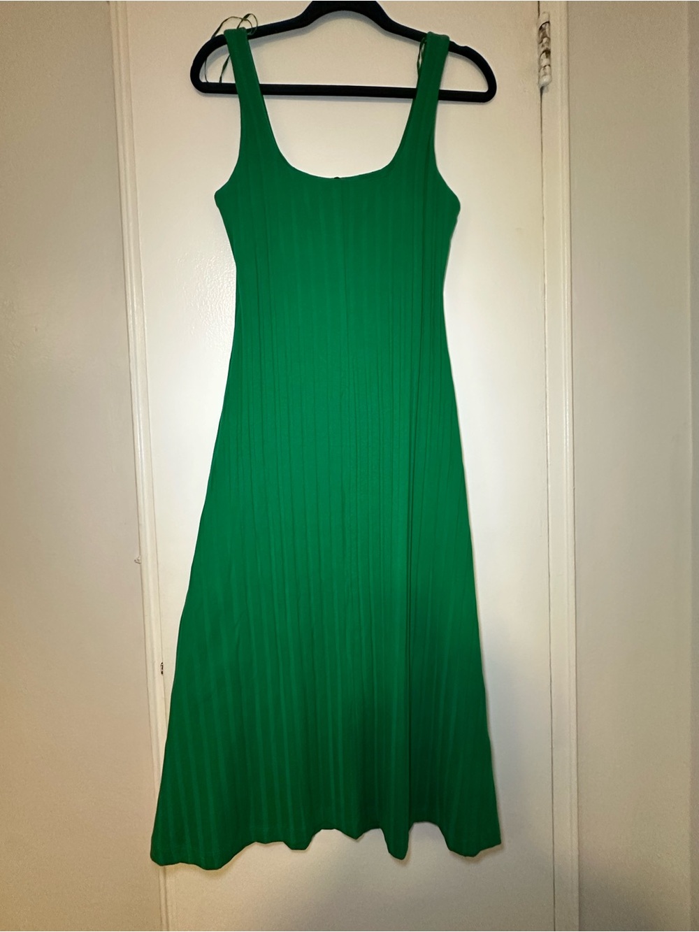Zara Emerald Green Sleeveless Scoop Neck Maxi Dress
